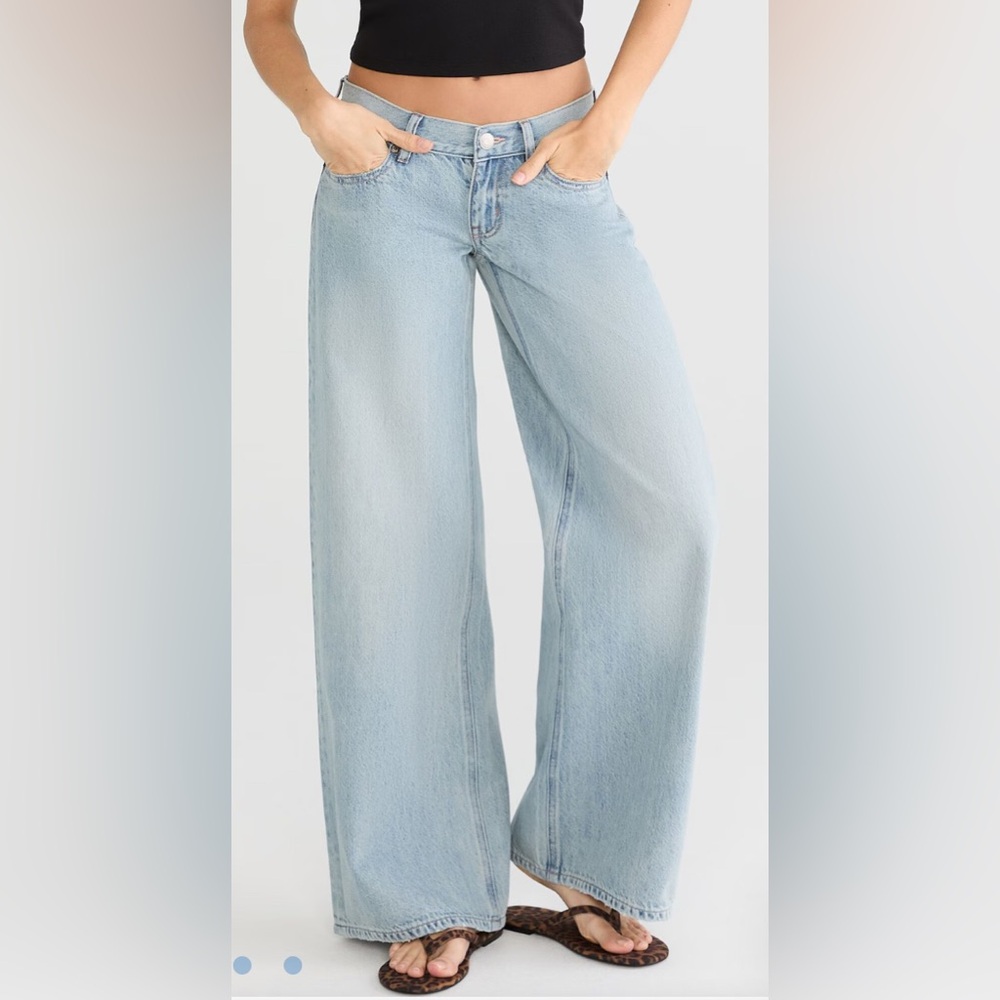 Aeropostale Super Low Rise Ultra Wide Jeans 100% Cotton Medium Wash 8 Short